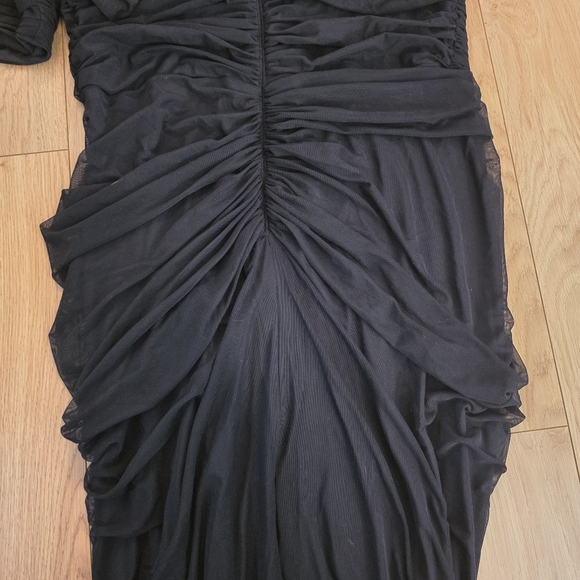 Tadashi Shoji Gown- XXL - Picture 10 of 16